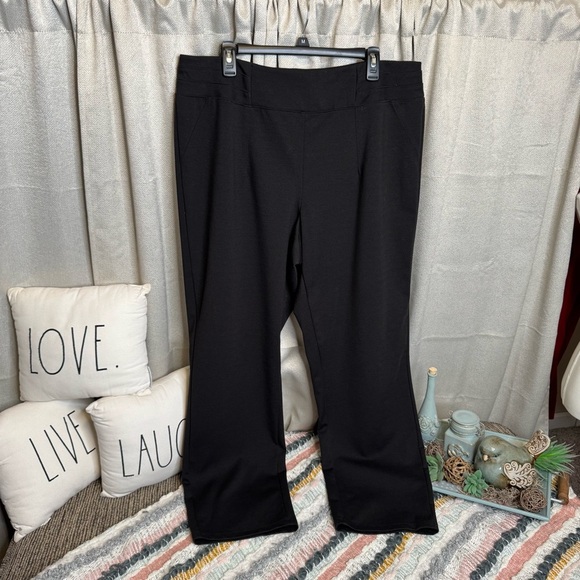 Classic Black Straight-Leg Pull on Trousers by Cato Size 18/20W - Picture 2 of 13